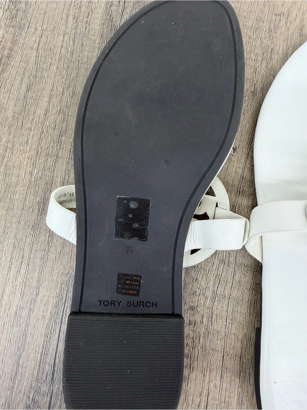 Tory Burch White Logo Miller Thong Sandals - Picture 4 of 7
